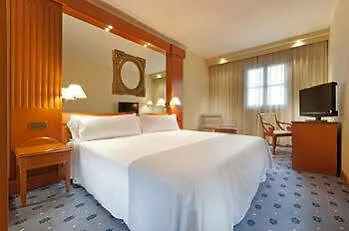 Tryp Sevilla Macarena Hotel