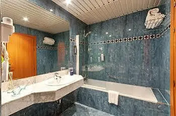 Tryp Sevilla Macarena Hotel