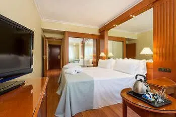 Tryp Sevilla Macarena Hotel
