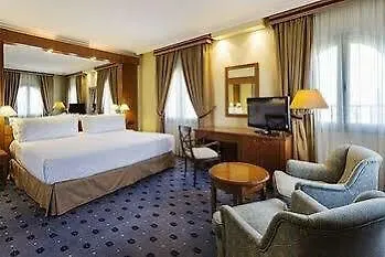 Tryp Sevilla Macarena Hotel 4*,