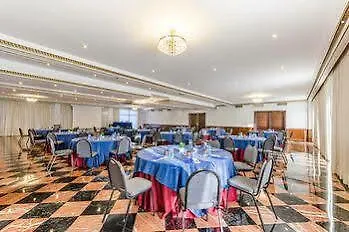 Tryp Sevilla Macarena Hotel