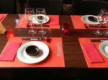 Tryp Sevilla Macarena Hotel contacts